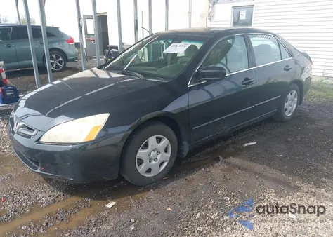 2005 Honda Accord 2.4 Lx из США, поврежденный, VIN 1HGCM564X5A037309